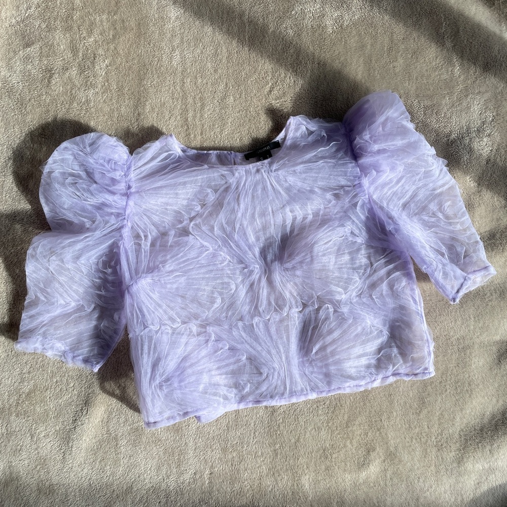 Forever 21 Lilac Sheer Ruffle Top M
